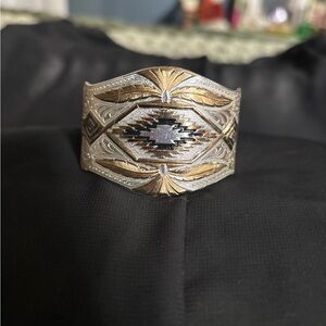Montana Silversmiths Western Engraved Cuff Two-Tone Bracelet Silver/ Gold